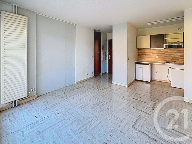Appartement F2 à vendre - 2 pièces - 33.0 m2 - MANDELIEU LA NAPOULE - 06 - PROVENCE-ALPES-COTE-D-AZUR - Century 21 Azurim