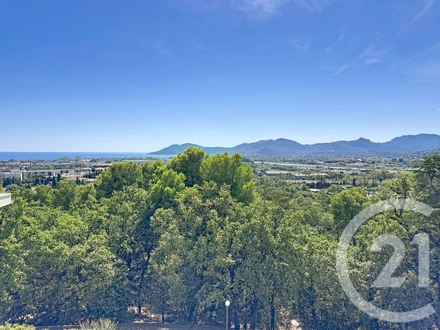 Appartement F5 à vendre - 5 pièces - 122.34 m2 - 06 - PROVENCE-ALPES-COTE-D-AZUR - Century 21 Azurim