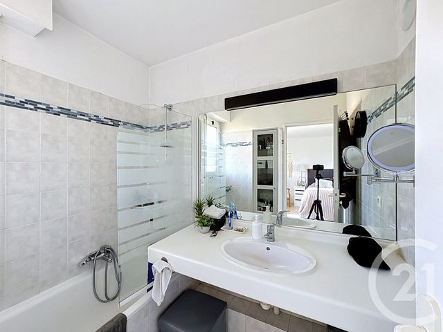 Appartement F5 à vendre - 5 pièces - 122.34 m2 - 06 - PROVENCE-ALPES-COTE-D-AZUR - Century 21 Azurim