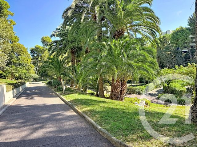 Appartement F5 à vendre - 5 pièces - 122.34 m2 - 06 - PROVENCE-ALPES-COTE-D-AZUR - Century 21 Azurim