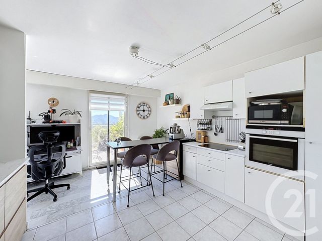 Appartement F5 à vendre - 5 pièces - 122.34 m2 - 06 - PROVENCE-ALPES-COTE-D-AZUR - Century 21 Azurim
