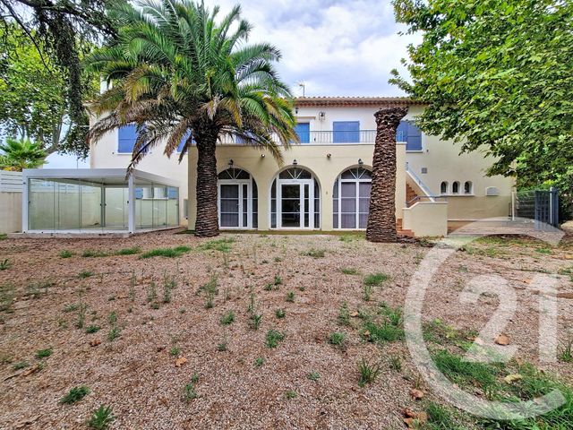 maison à vendre - 19 pièces - 520.0 m2 - GRIMAUD - 83 - PROVENCE-ALPES-COTE-D-AZUR - Century 21 Azurim
