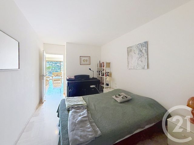 Appartement F5 à vendre - 5 pièces - 101.1 m2 - MANDELIEU LA NAPOULE - 06 - PROVENCE-ALPES-COTE-D-AZUR - Century 21 Azurim