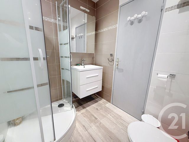 Appartement F5 à vendre - 5 pièces - 101.1 m2 - MANDELIEU LA NAPOULE - 06 - PROVENCE-ALPES-COTE-D-AZUR - Century 21 Azurim