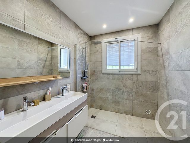 maison à vendre - 5 pièces - 126.84 m2 - MANDELIEU LA NAPOULE - 06 - PROVENCE-ALPES-COTE-D-AZUR - Century 21 Azurim