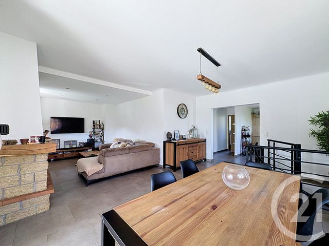 maison à vendre - 5 pièces - 126.84 m2 - MANDELIEU LA NAPOULE - 06 - PROVENCE-ALPES-COTE-D-AZUR - Century 21 Azurim