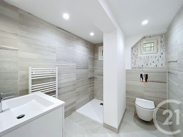 maison à vendre - 6 pièces - 153.81 m2 - MANDELIEU LA NAPOULE - 06 - PROVENCE-ALPES-COTE-D-AZUR - Century 21 Azurim