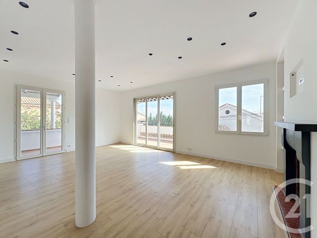maison à vendre - 6 pièces - 153.81 m2 - MANDELIEU LA NAPOULE - 06 - PROVENCE-ALPES-COTE-D-AZUR - Century 21 Azurim