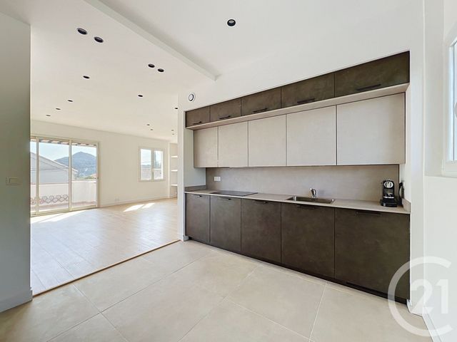 maison à vendre - 6 pièces - 153.81 m2 - MANDELIEU LA NAPOULE - 06 - PROVENCE-ALPES-COTE-D-AZUR - Century 21 Azurim