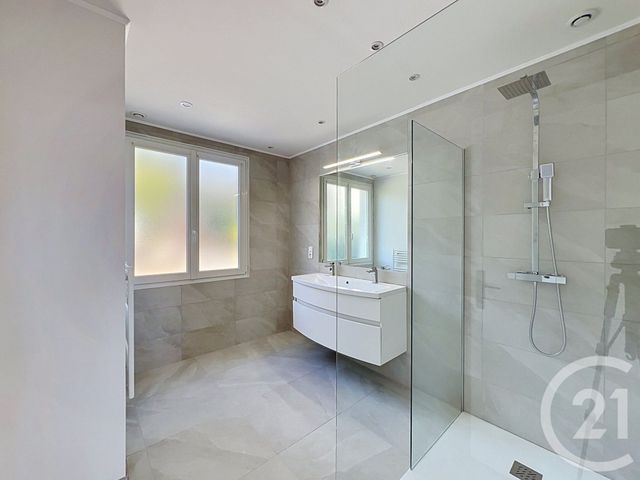 maison à vendre - 6 pièces - 153.81 m2 - MANDELIEU LA NAPOULE - 06 - PROVENCE-ALPES-COTE-D-AZUR - Century 21 Azurim