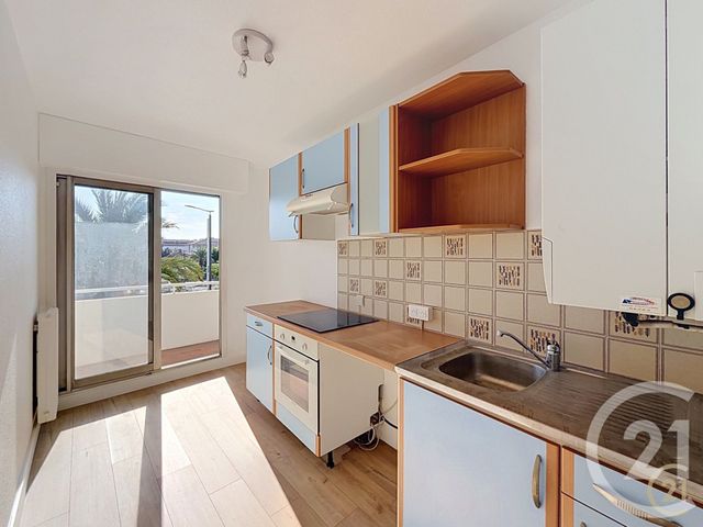 Appartement T2 à vendre - 2 pièces - 50.04 m2 - MANDELIEU LA NAPOULE - 06 - PROVENCE-ALPES-COTE-D-AZUR - Century 21 Azurim