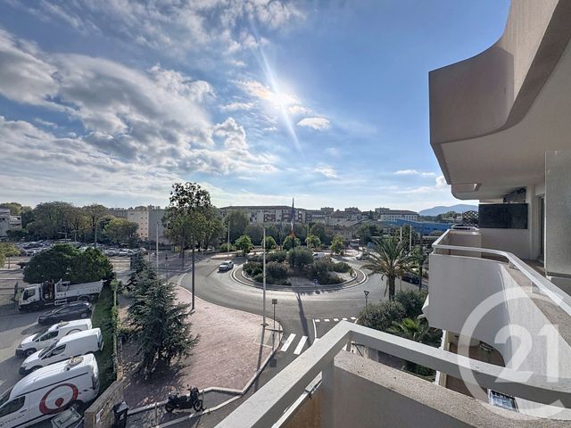 Appartement T3 à vendre - 3 pièces - 68.69 m2 - MANDELIEU LA NAPOULE - 06 - PROVENCE-ALPES-COTE-D-AZUR - Century 21 Azurim