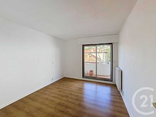 Appartement T3 à vendre - 3 pièces - 68.69 m2 - MANDELIEU LA NAPOULE - 06 - PROVENCE-ALPES-COTE-D-AZUR - Century 21 Azurim