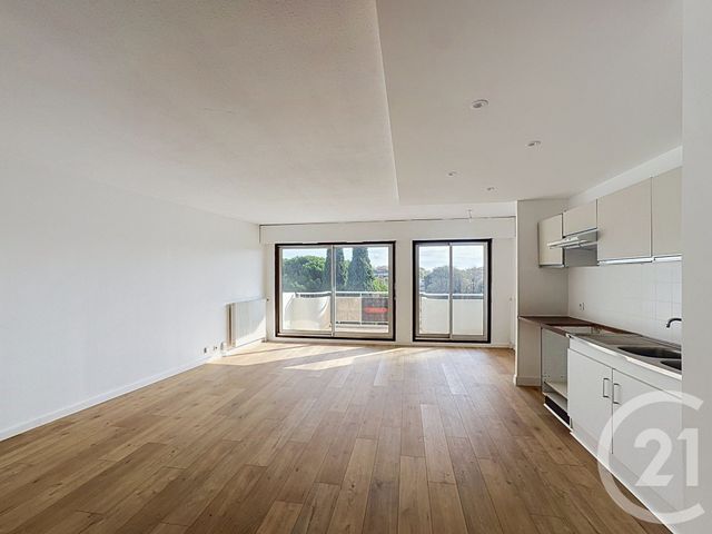 Appartement T3 à vendre - 3 pièces - 68.69 m2 - MANDELIEU LA NAPOULE - 06 - PROVENCE-ALPES-COTE-D-AZUR - Century 21 Azurim