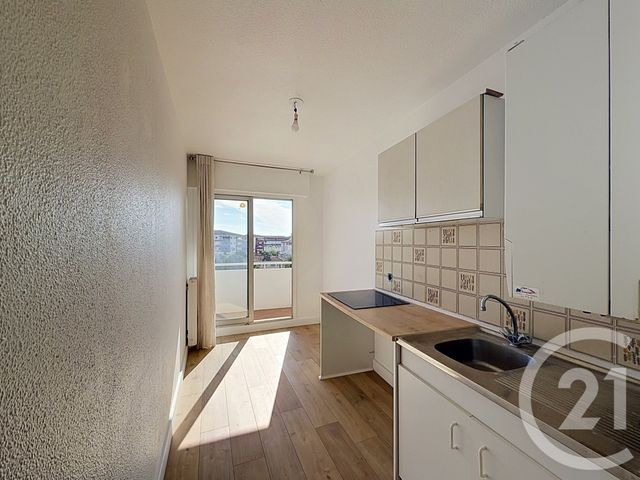 Appartement F2 à vendre - 2 pièces - 50.46 m2 - MANDELIEU LA NAPOULE - 06 - PROVENCE-ALPES-COTE-D-AZUR - Century 21 Azurim