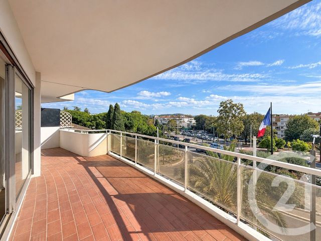 Appartement F2 à vendre - 2 pièces - 50.46 m2 - MANDELIEU LA NAPOULE - 06 - PROVENCE-ALPES-COTE-D-AZUR - Century 21 Azurim