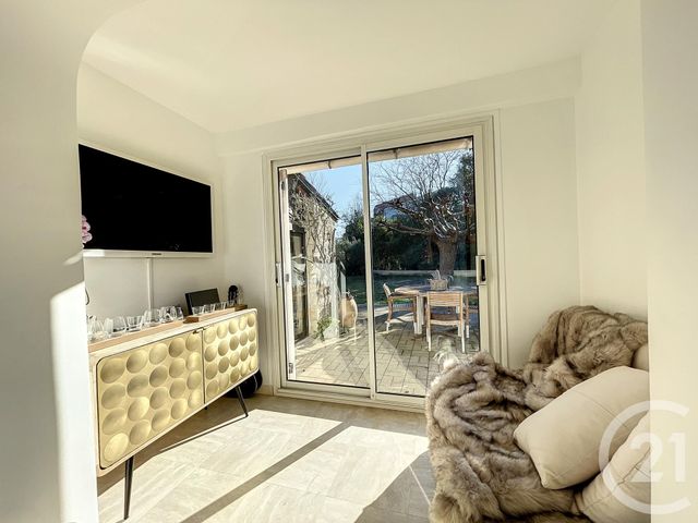 maison à vendre - 4 pièces - 101.34 m2 - MANDELIEU LA NAPOULE - 06 - PROVENCE-ALPES-COTE-D-AZUR - Century 21 Azurim