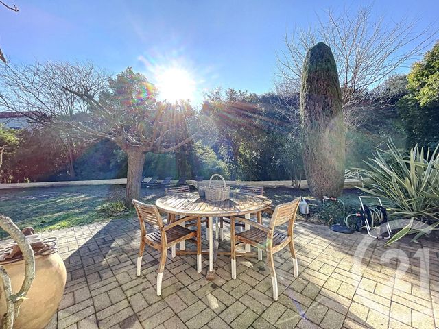 maison à vendre - 4 pièces - 101.34 m2 - MANDELIEU LA NAPOULE - 06 - PROVENCE-ALPES-COTE-D-AZUR - Century 21 Azurim