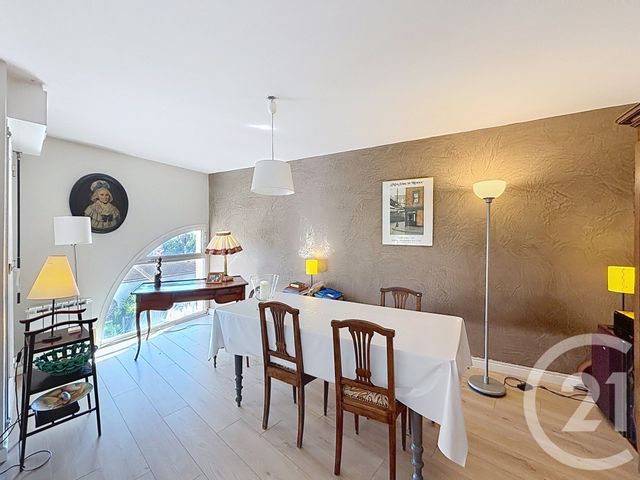 Appartement F4 à vendre - 4 pièces - 78.0 m2 - MANDELIEU LA NAPOULE - 06 - PROVENCE-ALPES-COTE-D-AZUR - Century 21 Azurim